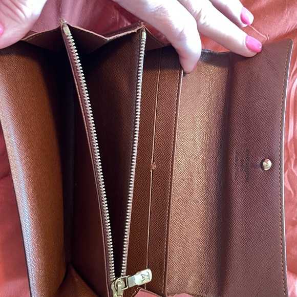 Louis Vuitton Monogram Wallet - Picture 7 of 14